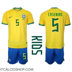 Brasile Casemiro #5 Prima Maglia Bambino Mondiali 2022 Manica Corta (+ Pantaloni corti)